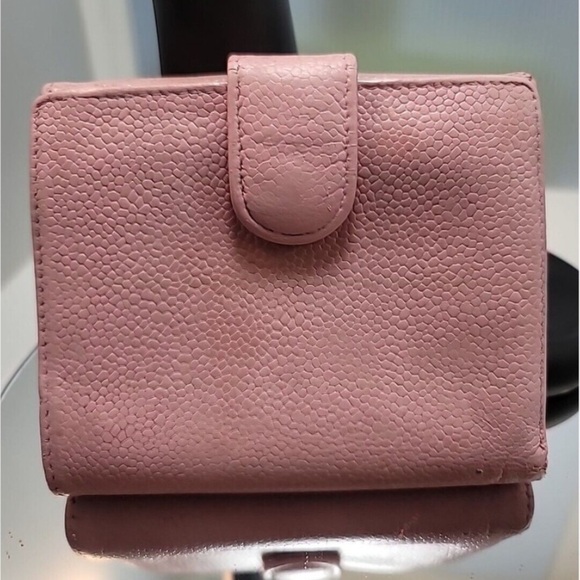 CHANEL Mark Caviar Skin PINK COCO BI-FOLD WALLET - Picture 3 of 16